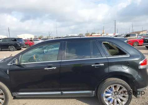 2015 Lincoln Mkx z USA, uszkodzony, nr VIN 2LMDJ6JK2FBL32319